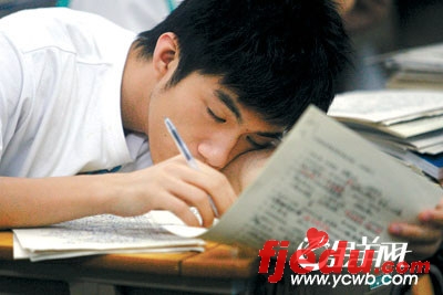 广东2007年高考报名人数55.3万比去年增6.9%