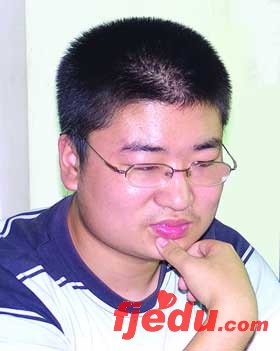 湖北高考成绩理科略有提高文科整体下降(图)