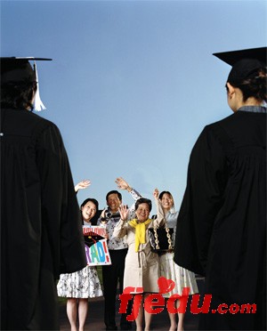 大学期间多种途径提升素质