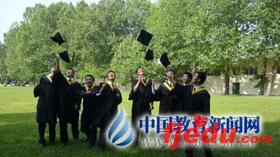 国防生故事:“四个100%”的背后(组图)