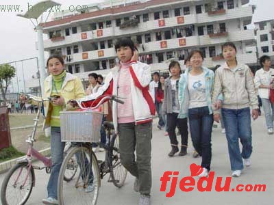 资深教师:新一届高三学生冲刺高考的秘诀(图)