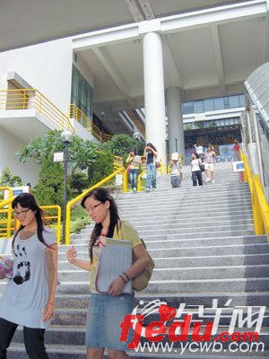 澳门高校内地生猛增五高校07招1700余人(图)
