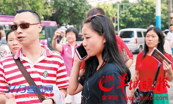 高考热辣开考 分数预计26日左右公布(组图)