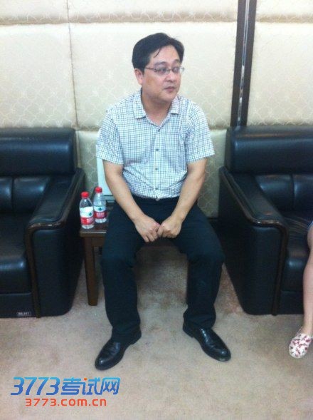 重庆2013年文科状元张毅班主任杨春权 重庆2013年文科状元张毅班主任杨春权