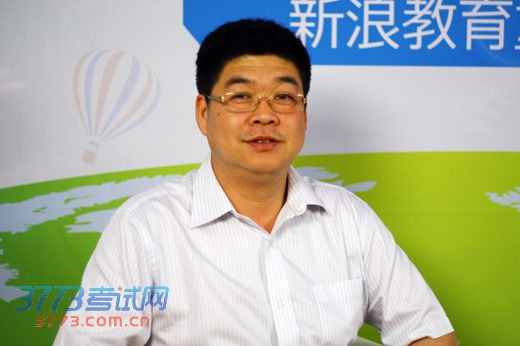 哈尔滨师范大学招办副主任诸秉政做客新浪 哈尔滨师范大学招办副主任诸秉政做客新浪