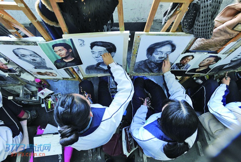 տһ컭15Сʱ ģÿһ