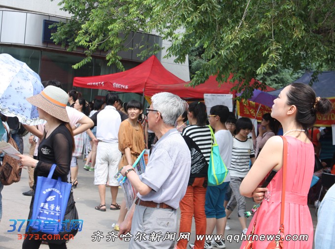 点击图片分享到上海滩微博 点击图片分享到上海滩微博