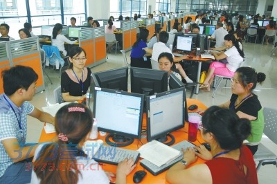 郑州中招作文实行双评 预计7月8日可查成绩(图)